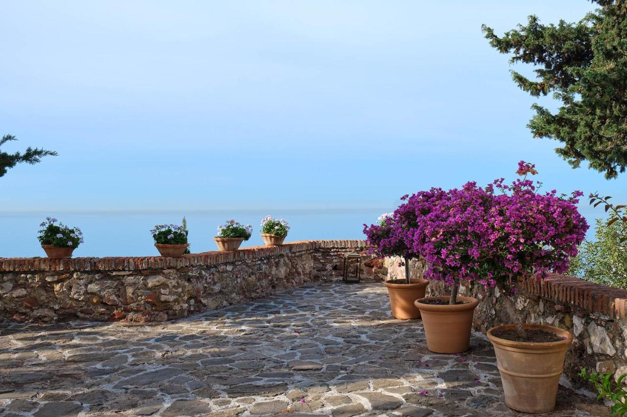 Soho Boutique Castillo De Santa Catalina - Adults Recommended مالقة المظهر الخارجي الصورة View from the monastery