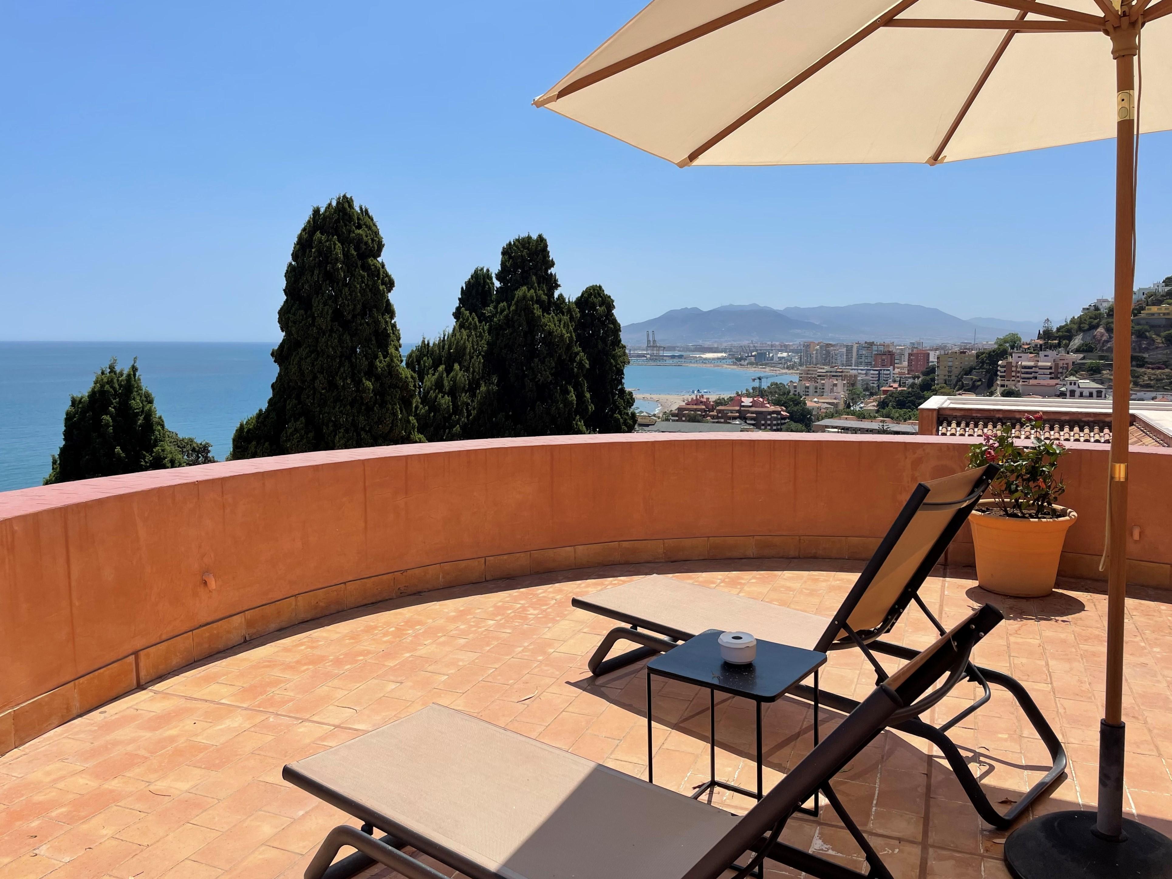 Soho Boutique Castillo De Santa Catalina - Adults Recommended مالقة المظهر الخارجي الصورة A terrace