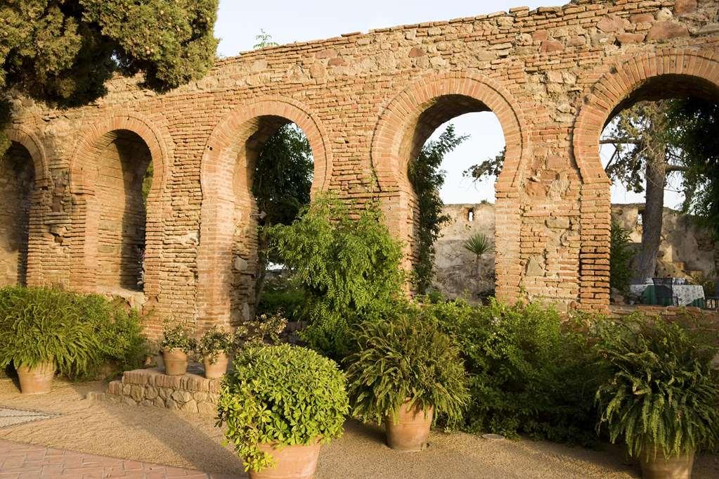 Soho Boutique Castillo De Santa Catalina - Adults Recommended مالقة المظهر الخارجي الصورة The Roman aqueduct